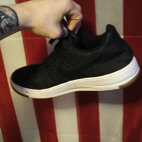 Nike Air Force Flyknit Lows - Picture 6 of 6